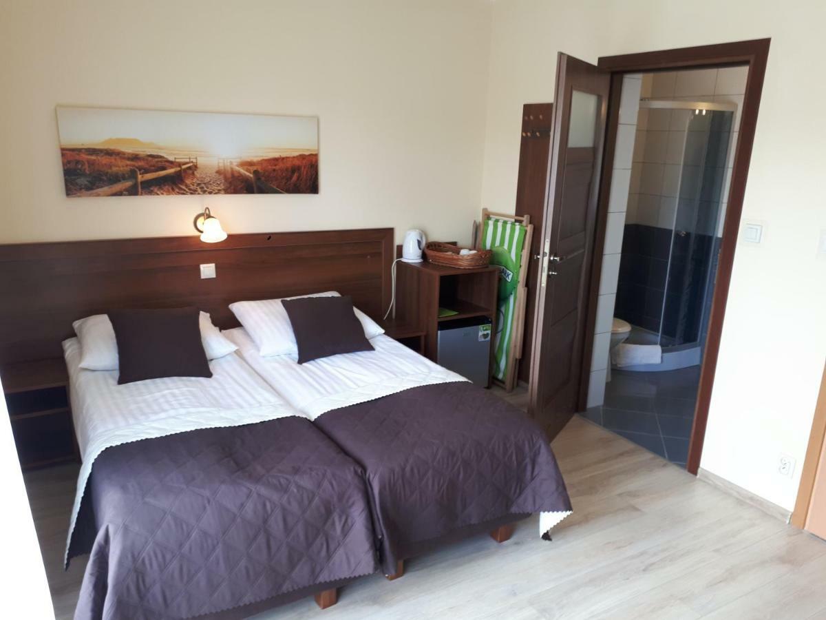 Dom Jastrzebia Z Basenem I Jacuzzi Lejlighed Jastrzębia Góra Eksteriør billede