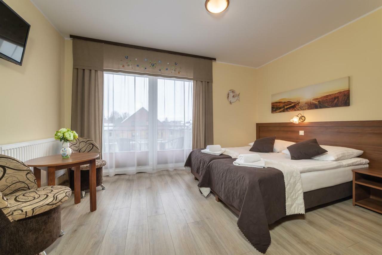 Dom Jastrzebia Z Basenem I Jacuzzi Lejlighed Jastrzębia Góra Eksteriør billede